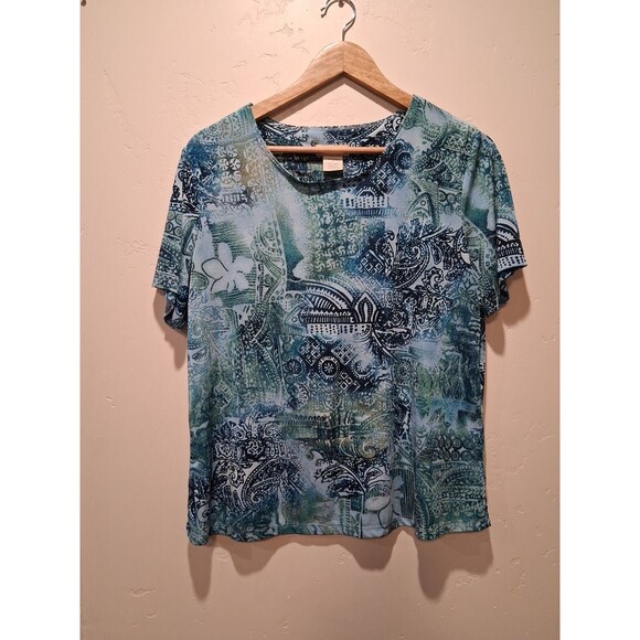TravelSmith Tops - Travelsmith Blue Geometric Blue Floral Wrinkle Free Packable Blouse Size M